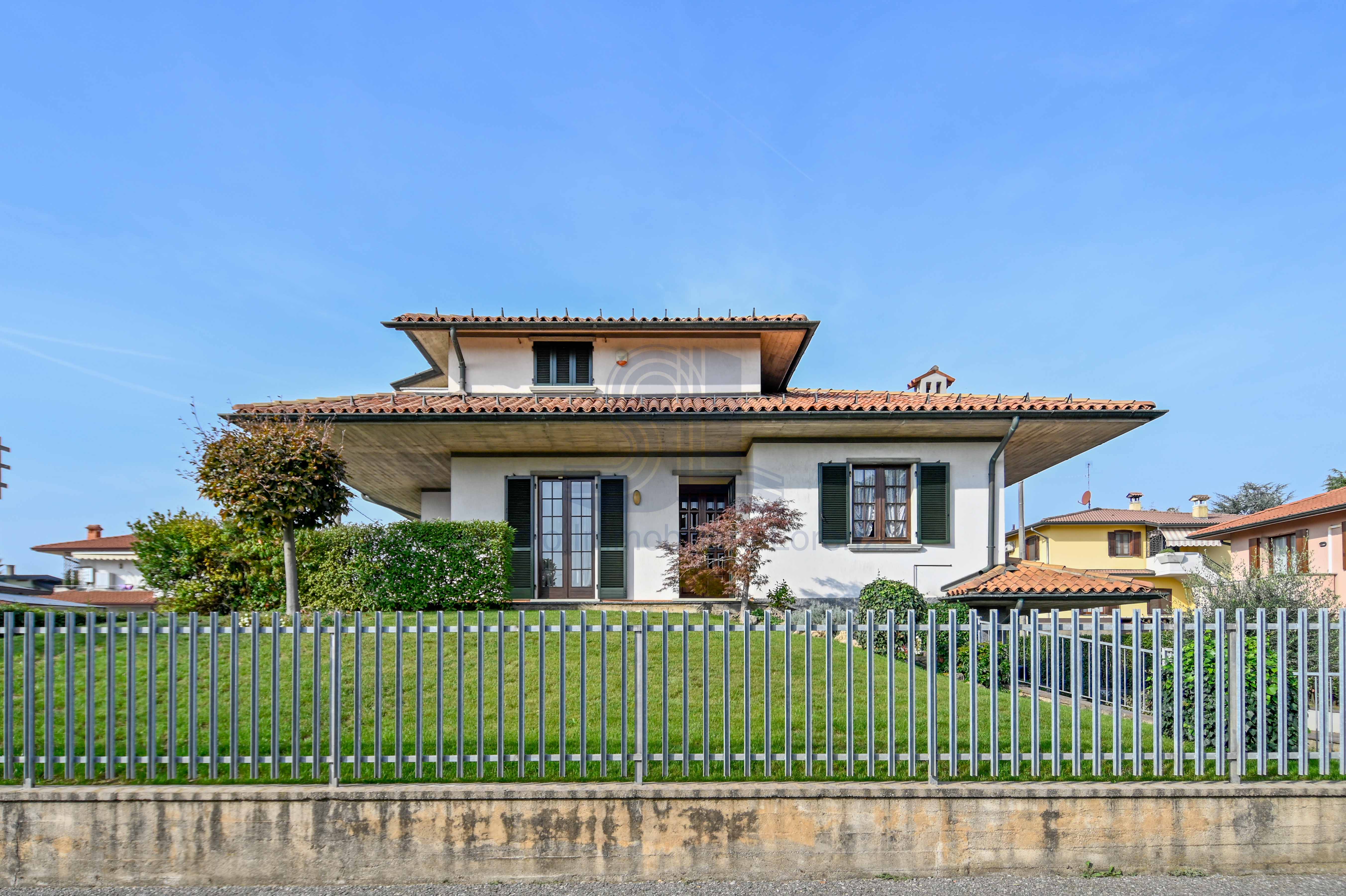 VILLA SINGOLA – BOLGARE